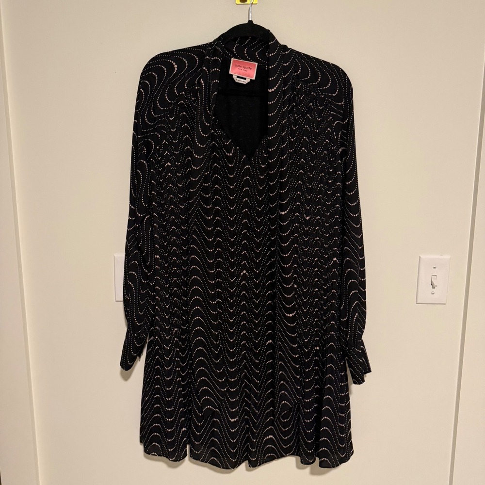 Kate Spade New York Black Pink Wavy Dot Tie Neck Mini Dress Pearl Cuff Size 8